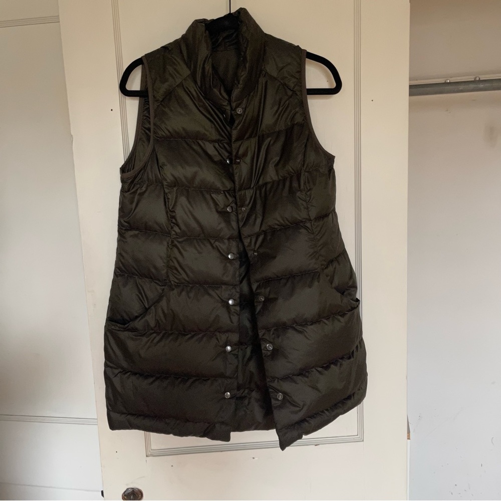 Lululemon Dark Green Vest Size 10